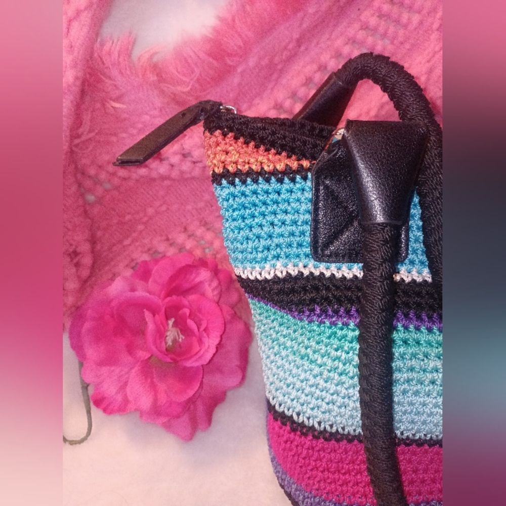 The Sak Multicolor Crochet Hobo Purse 👜 - Picture 4 of 12